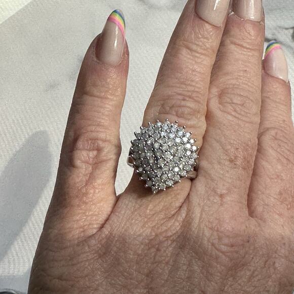 Vintage 10k 1.6 Cttw Cluster Diamond Ring - Picture 4 of 10